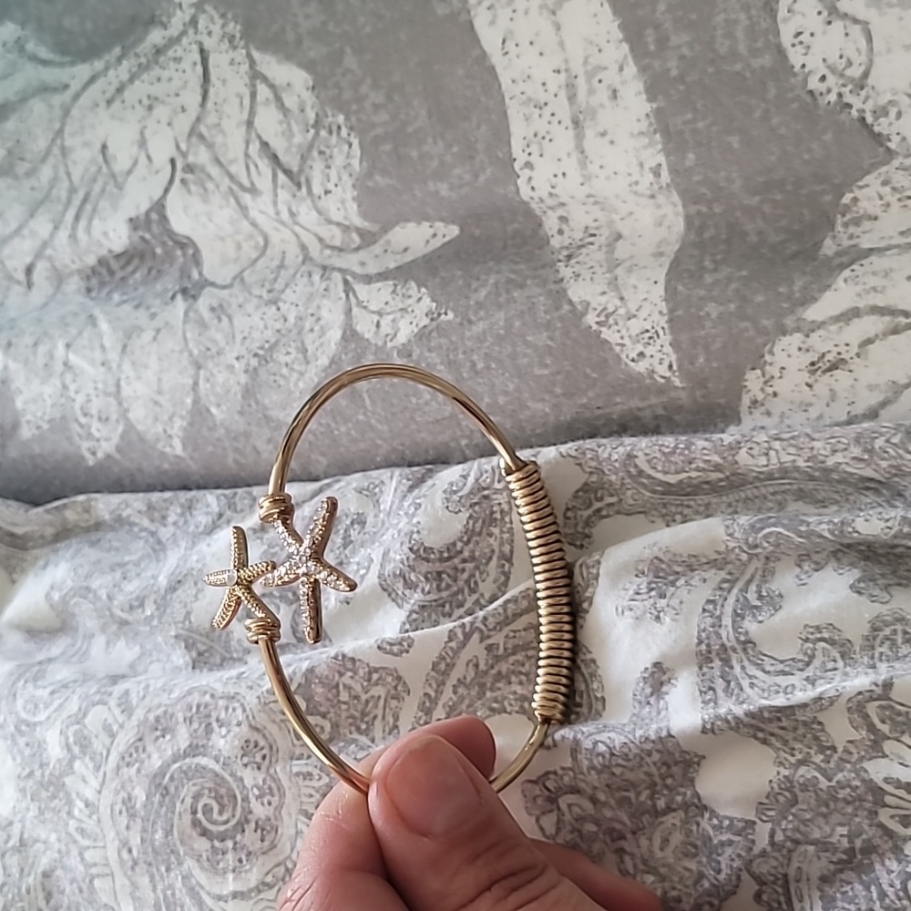 Starfish Cuff - image 2